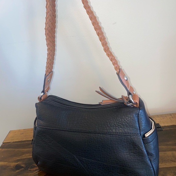 Bueno Black Tan Hobo Leather Shoulder Handbag Purse NWT - Picture 3 of 8